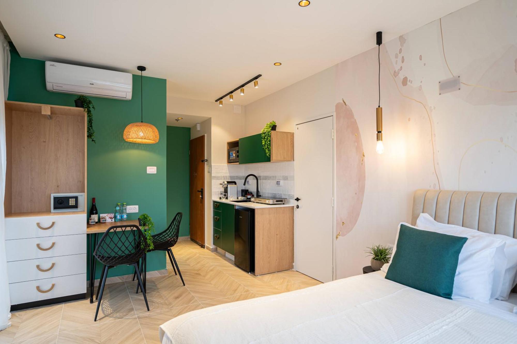 Almogim Suites Eilat Hotel (Adults Only) Экстерьер фото